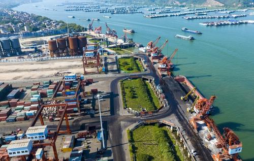 數(shù)字化港口碼頭遠(yuǎn)程晝夜監(jiān)控?cái)?shù)字系統(tǒng)解決方案